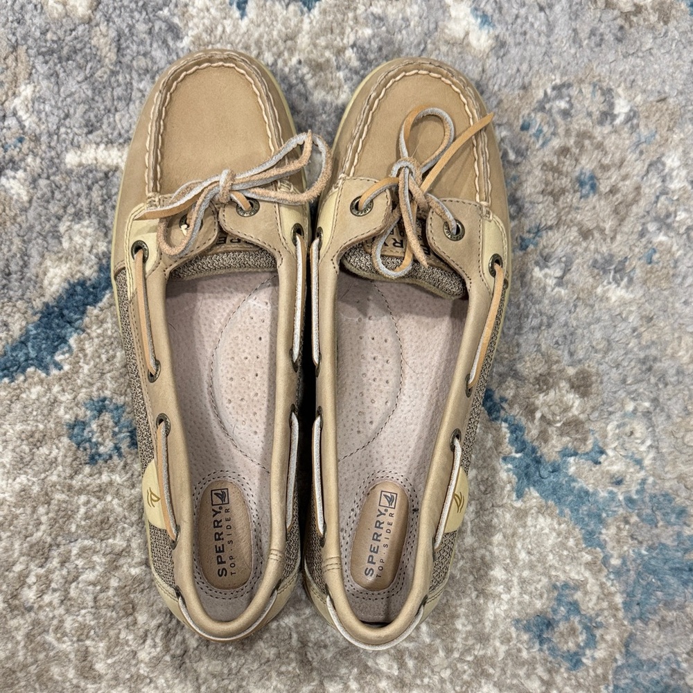 Sperry Women's Beige Loafers - Picture 2 of 5